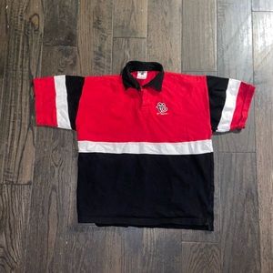 Size Large Kids 14/16 can fit a men’s small